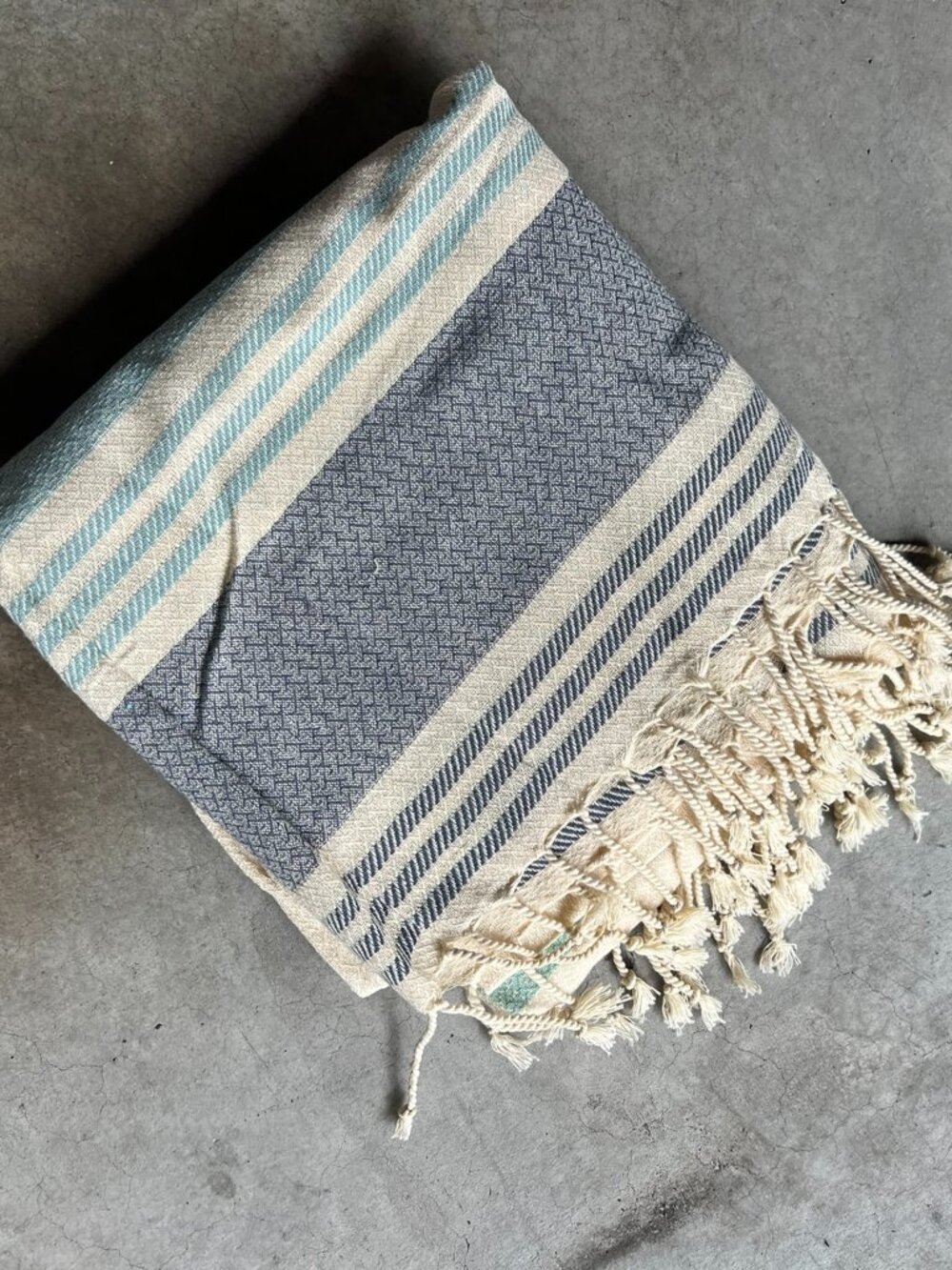 Turkish Cotton Towel Lightweight Peshtemal for Pool Gym and Bathroom Turquoise